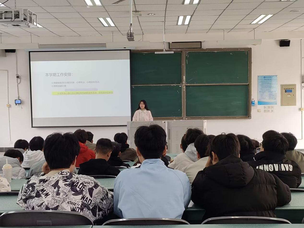 座谈会1